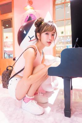 妈妈在农场当母猪